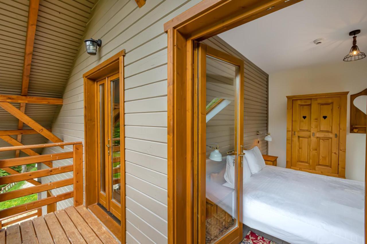 Chiba Chalet Timisu de Jos Ngoại thất bức ảnh
